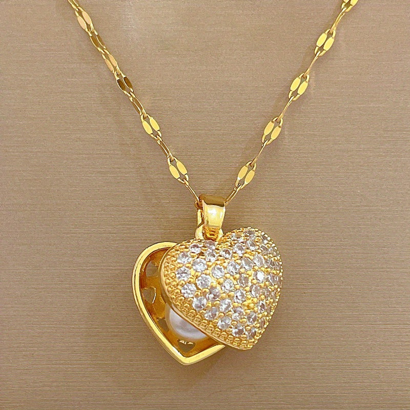 Exquisite and fashionable gorgeous peach heart pearl shell Zirconia pendant necklace, a gift for Christmas Eve, birthday gift for women, Christmas gift for family and friends