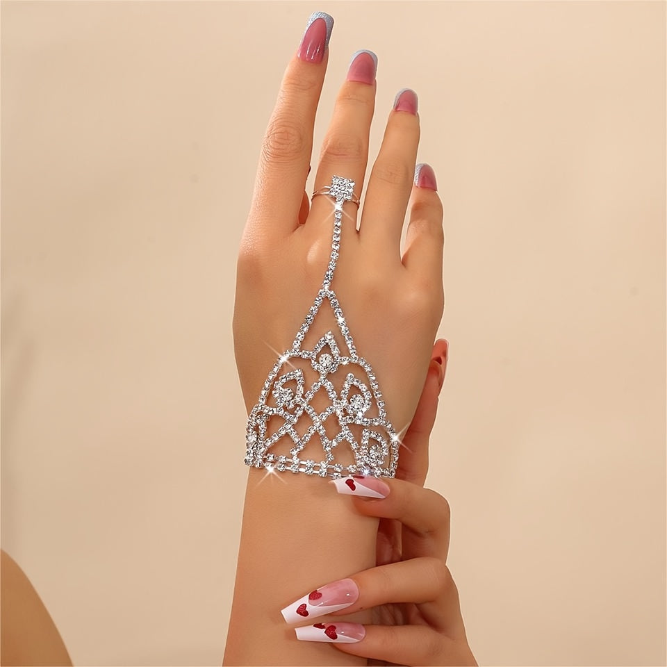 Elegant & Sexy Geometric Mesh Finger Ring Bracelet - Sparkling Rhinestone Embellished, Trendy Copper Hand Jewelry for Women, Ideal for Daily Wear & Parties