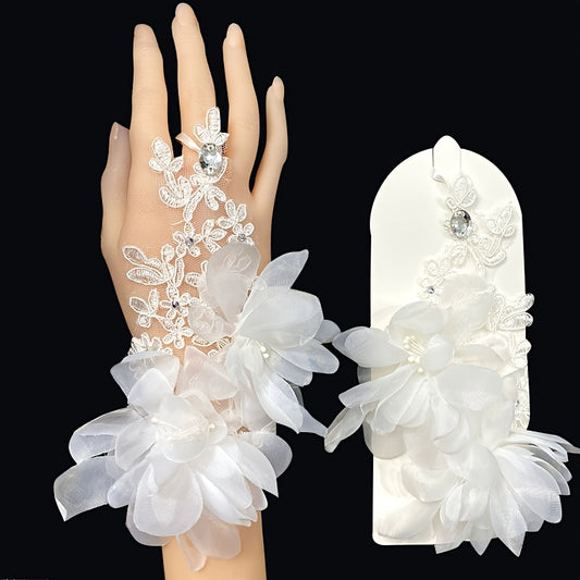 Elegant Bridal Lace Wedding Gloves with Floral Hollow-Out Design and Jeweled Accents, Short Fingerless Hook Style for Wedding Dress - Polyester