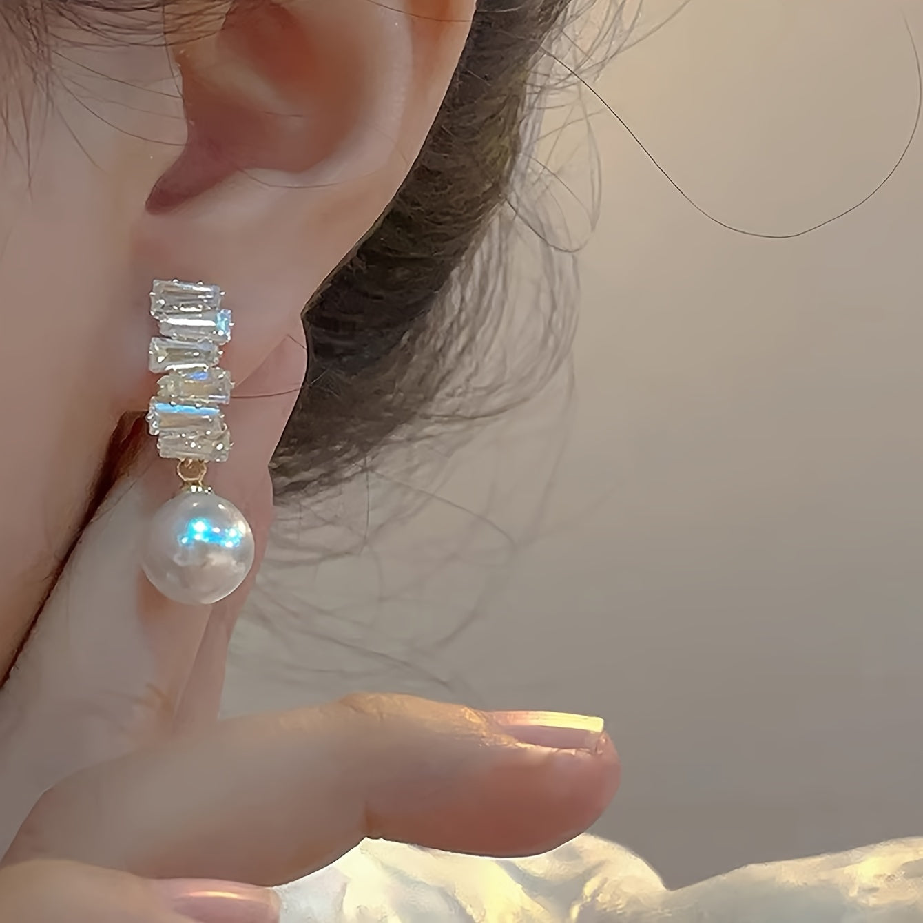 Elegante, französisch inspirierte Ohrhänger mit Kunstperlen und Zirkonia – Luxuriöses Kupfer, perfekt für Partys und den alltäglichen Glamour